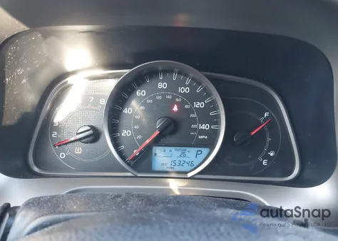 2015 Toyota Rav4 Xle z USA, uszkodzony, nr VIN JTMRFREV9FD149054